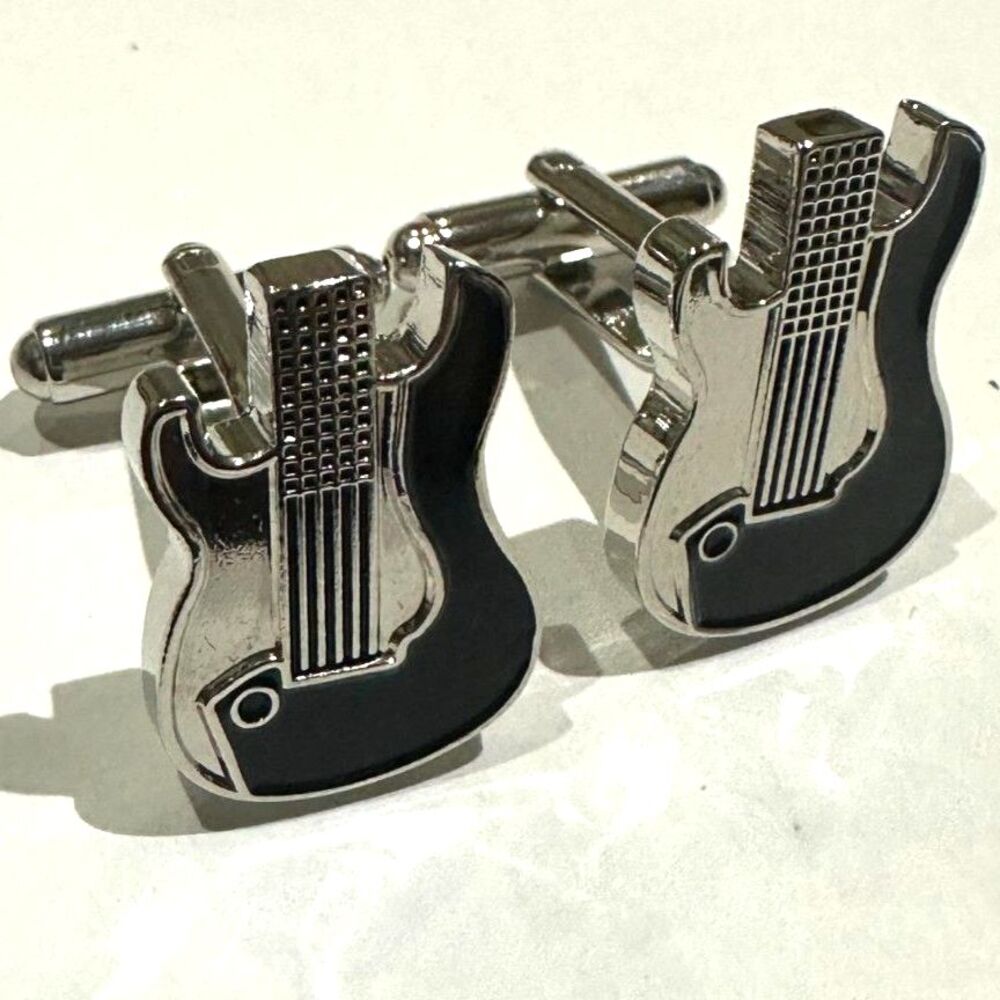 Fender Stratocaster Electric Guitar Cufflinks — Silver